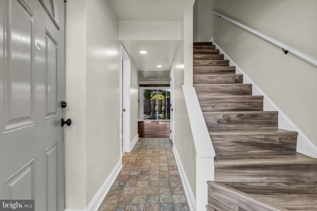 10022 WEDGE WAY