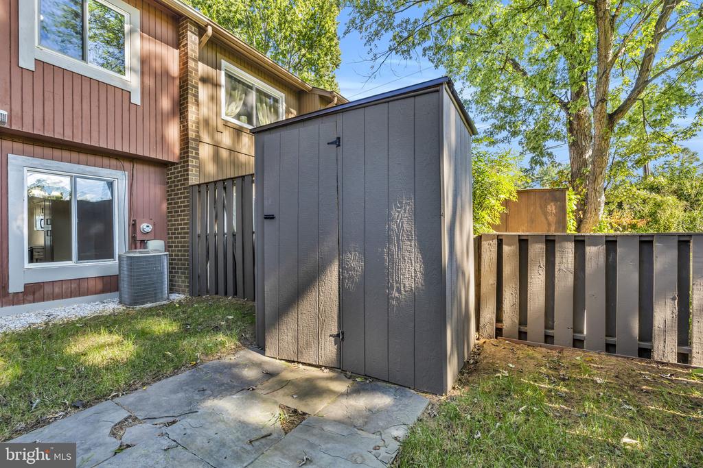 10022 WEDGE WAY