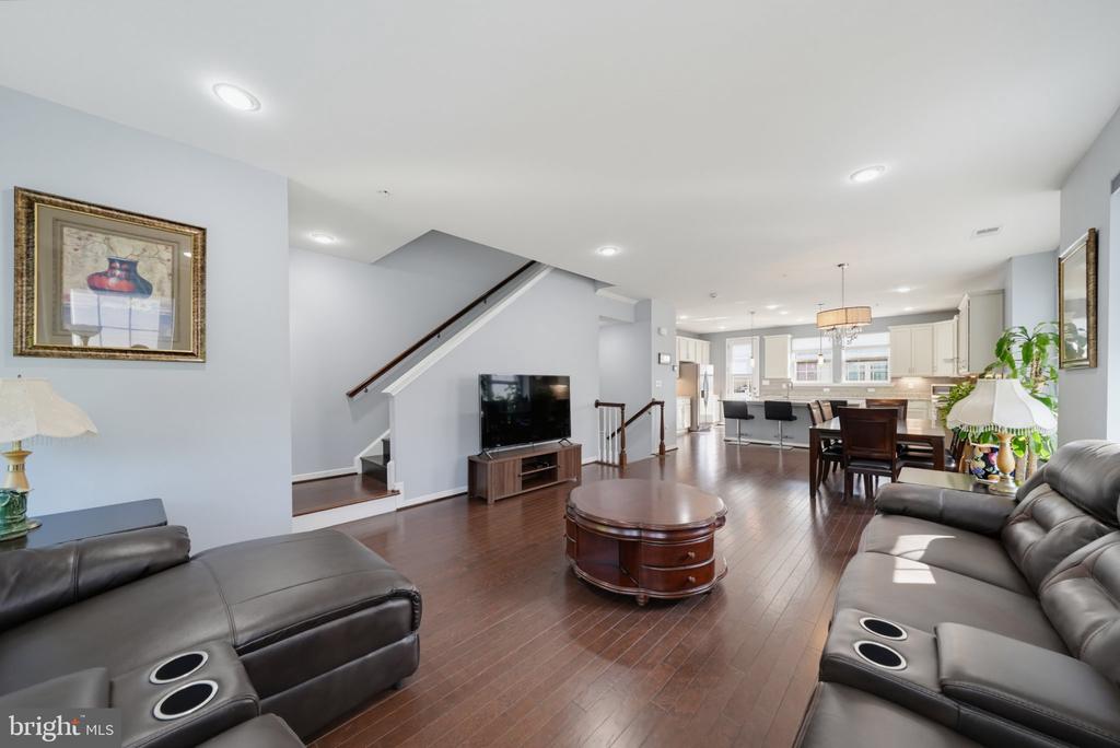 11 FAIRBANKS DRIVE