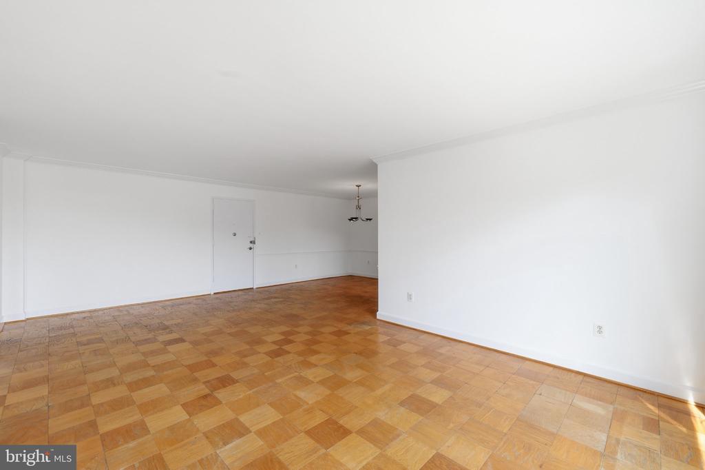 5301 WESTBARD CIRCLE Unit: 343