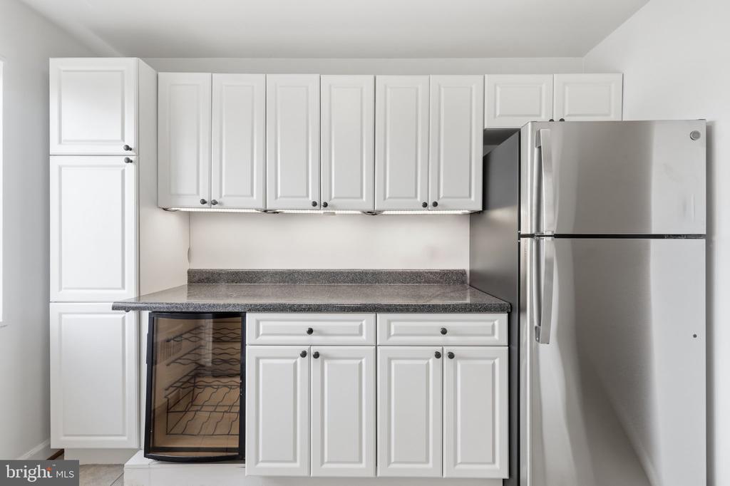 5301 WESTBARD CIRCLE Unit: 343