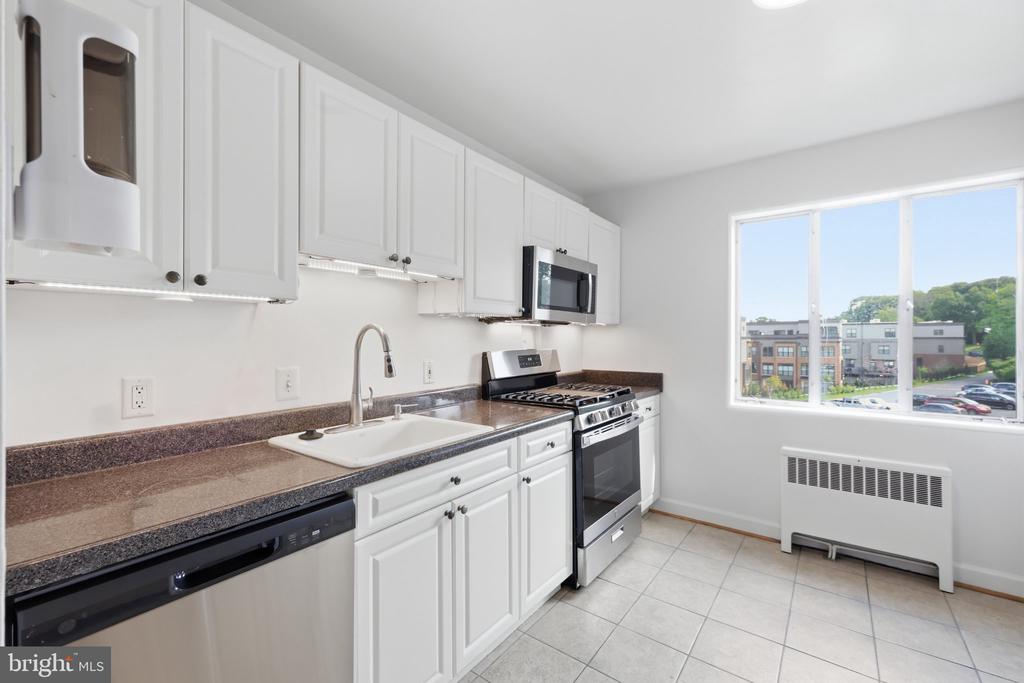 5301 WESTBARD CIRCLE Unit: 343