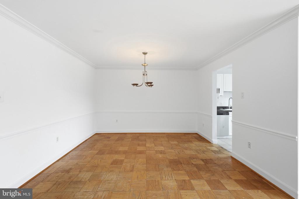 5301 WESTBARD CIRCLE Unit: 343