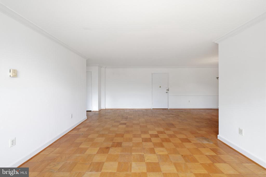 5301 WESTBARD CIRCLE Unit: 343