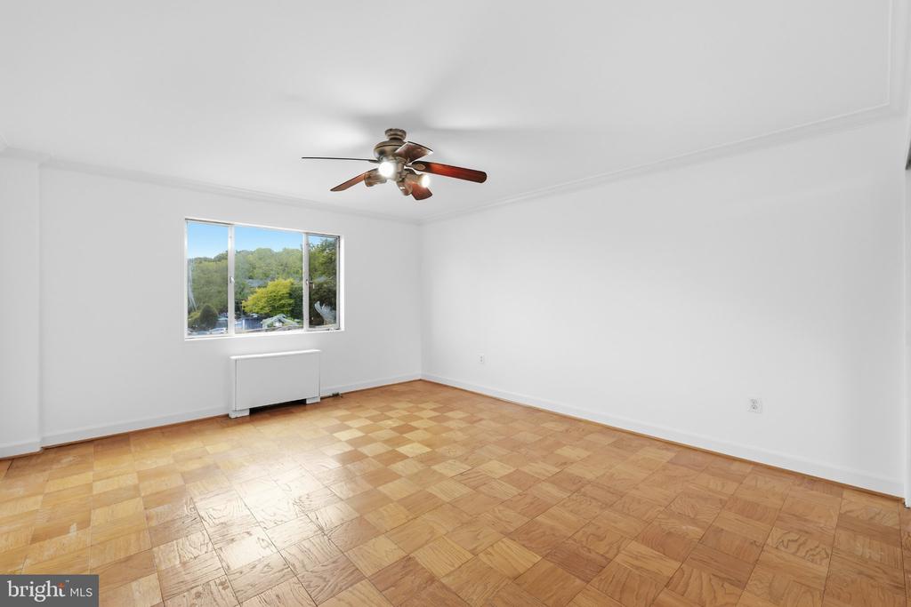 5301 WESTBARD CIRCLE Unit: 343