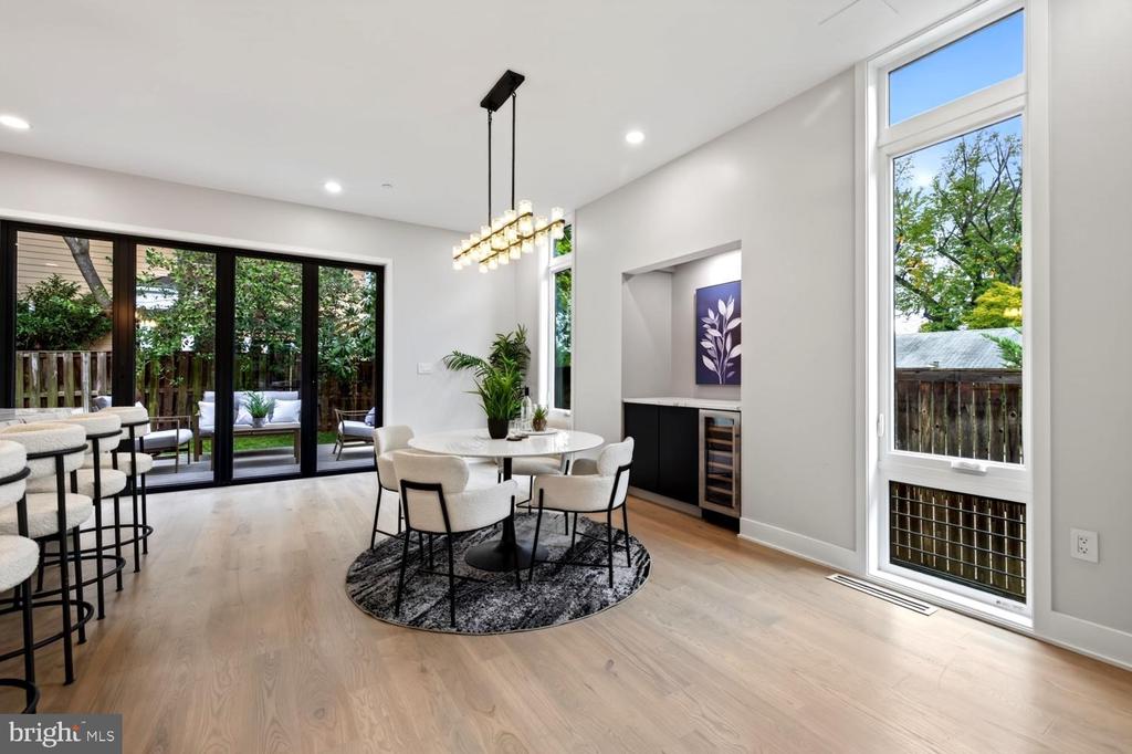 4421 BRADLEY LANE