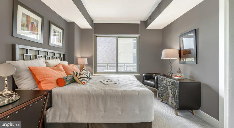 4850 AUBURN AVENUE Unit: 1412