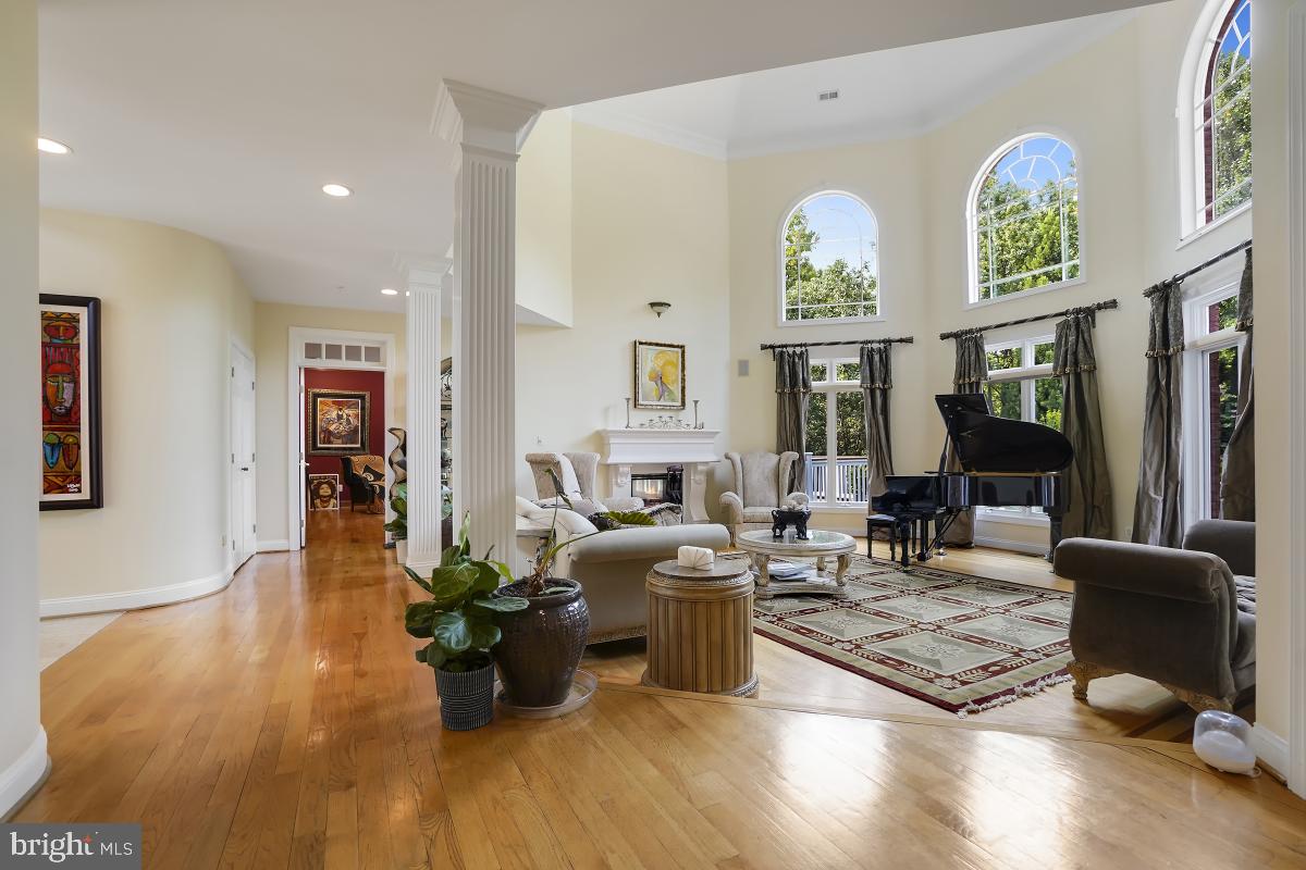 3200 SHORTRIDGE LANE