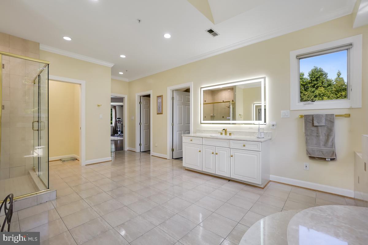 3200 SHORTRIDGE LANE