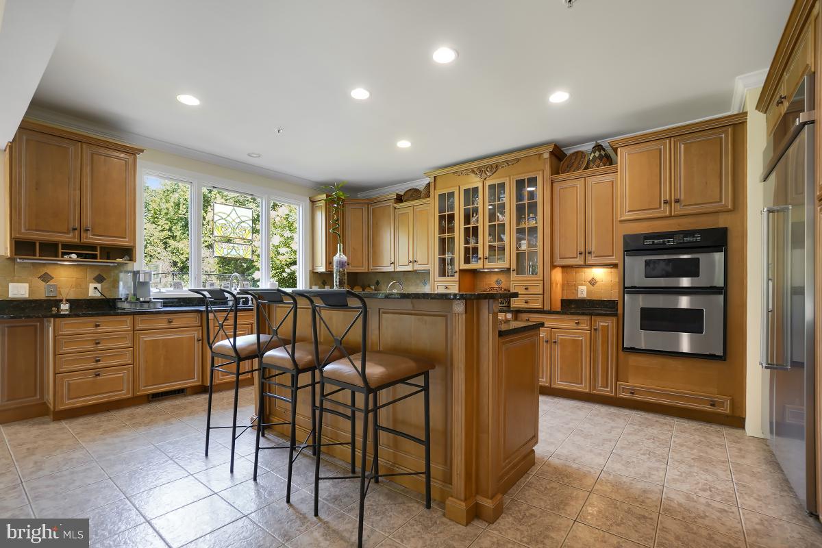 3200 SHORTRIDGE LANE
