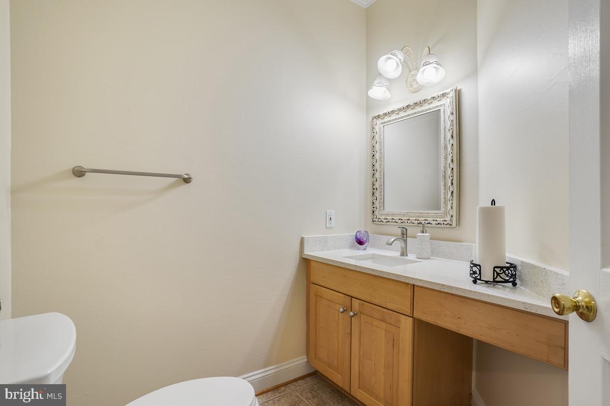 3200 SHORTRIDGE LANE
