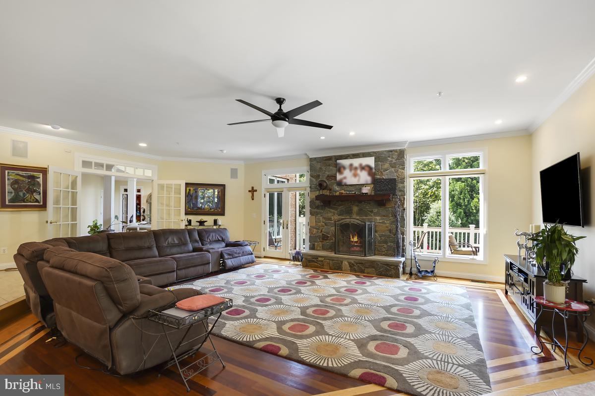 3200 SHORTRIDGE LANE