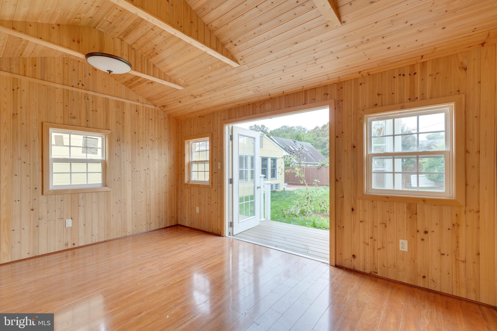 2605 FAIR LANE