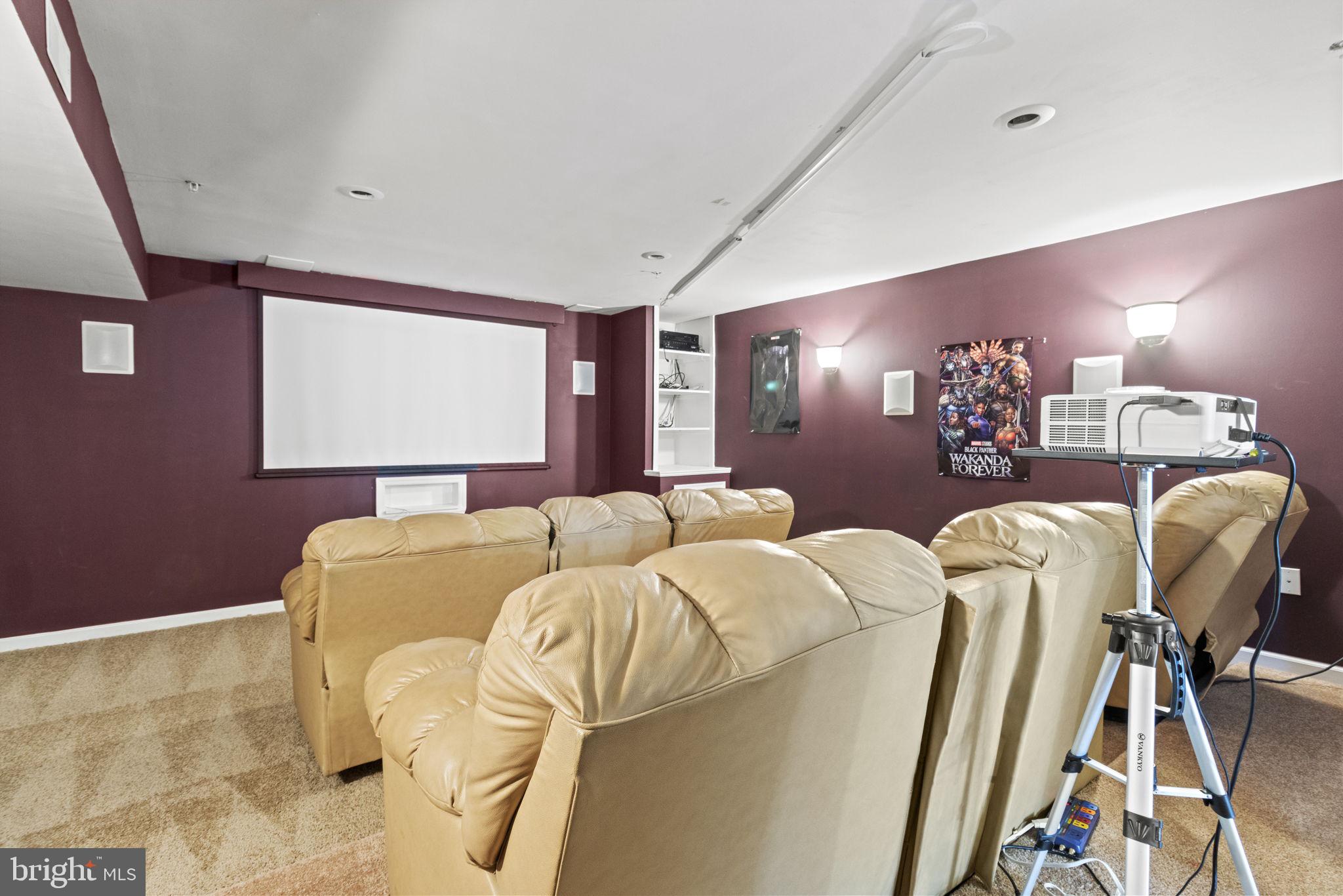 414 RIFTON COURT