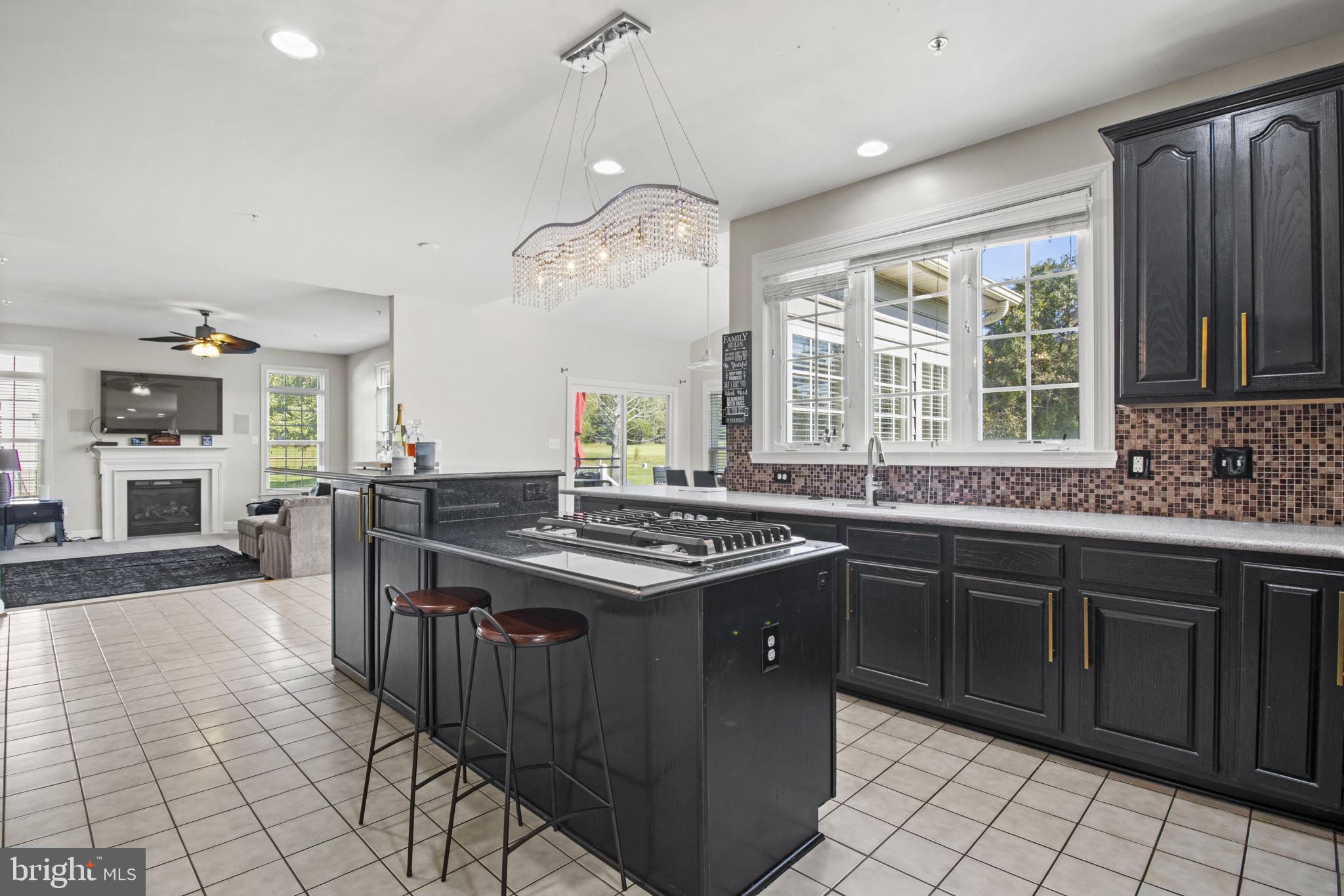414 RIFTON COURT