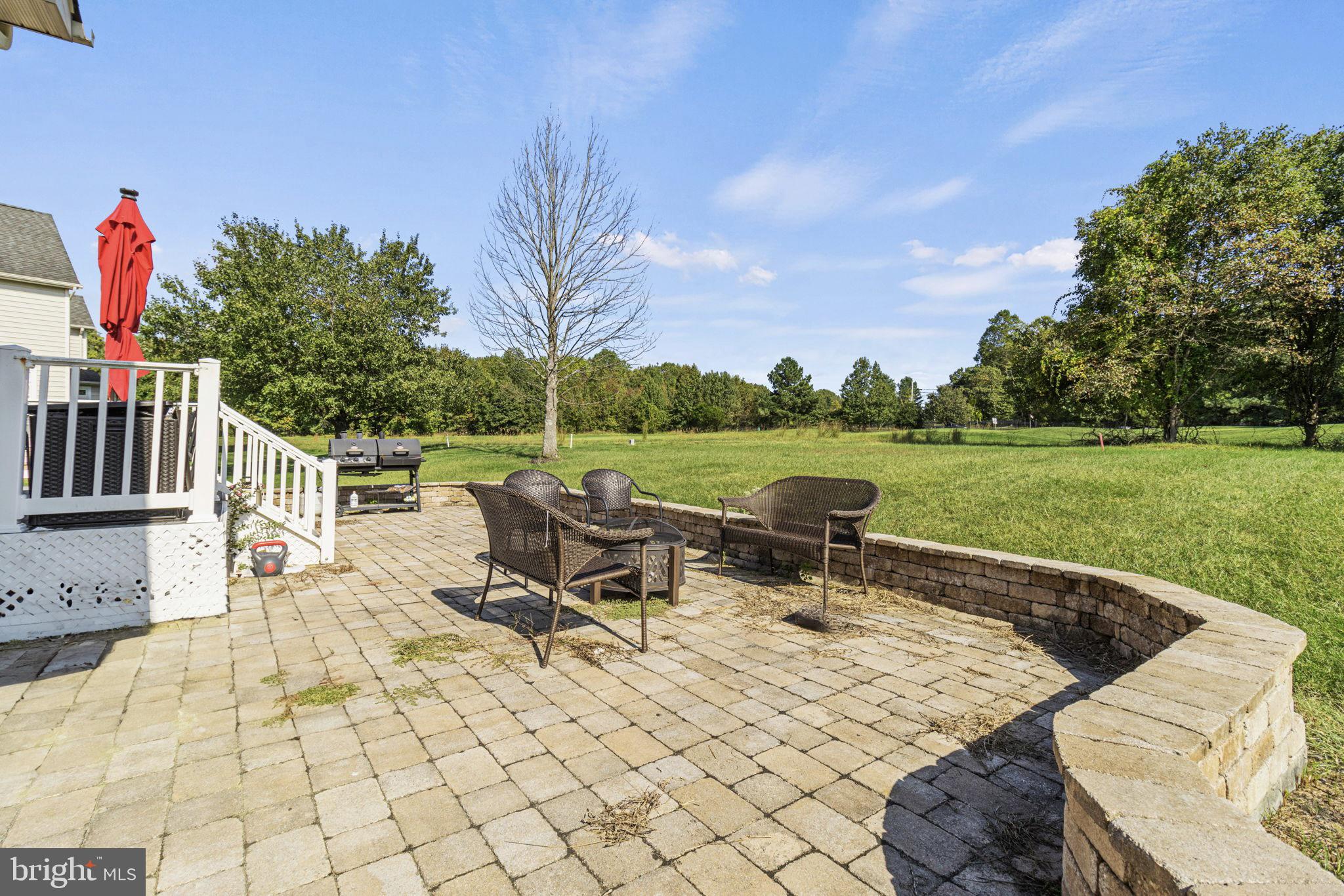 414 RIFTON COURT