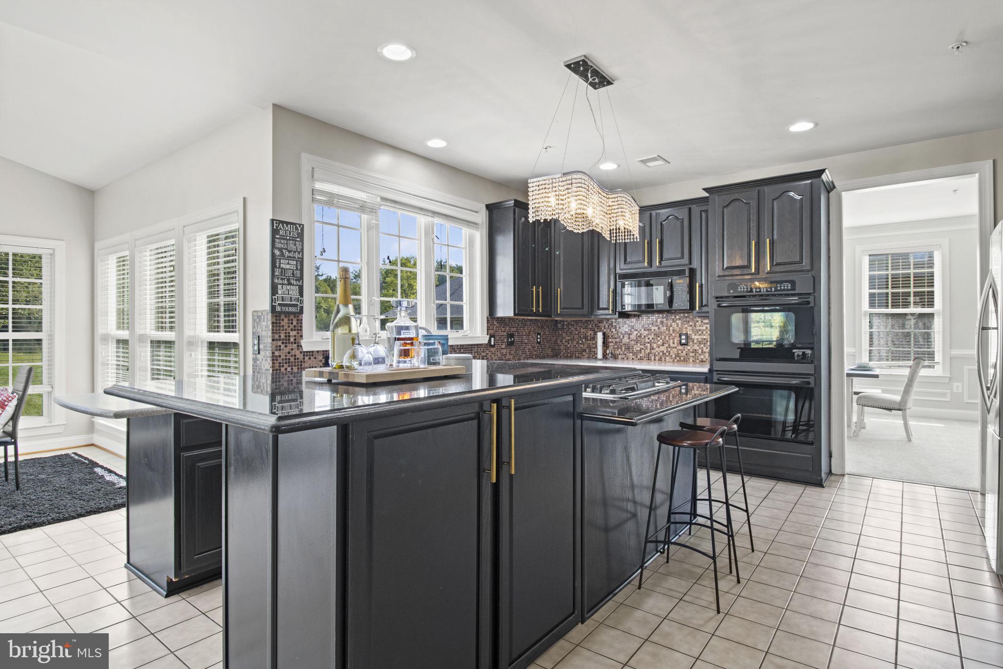 414 RIFTON COURT
