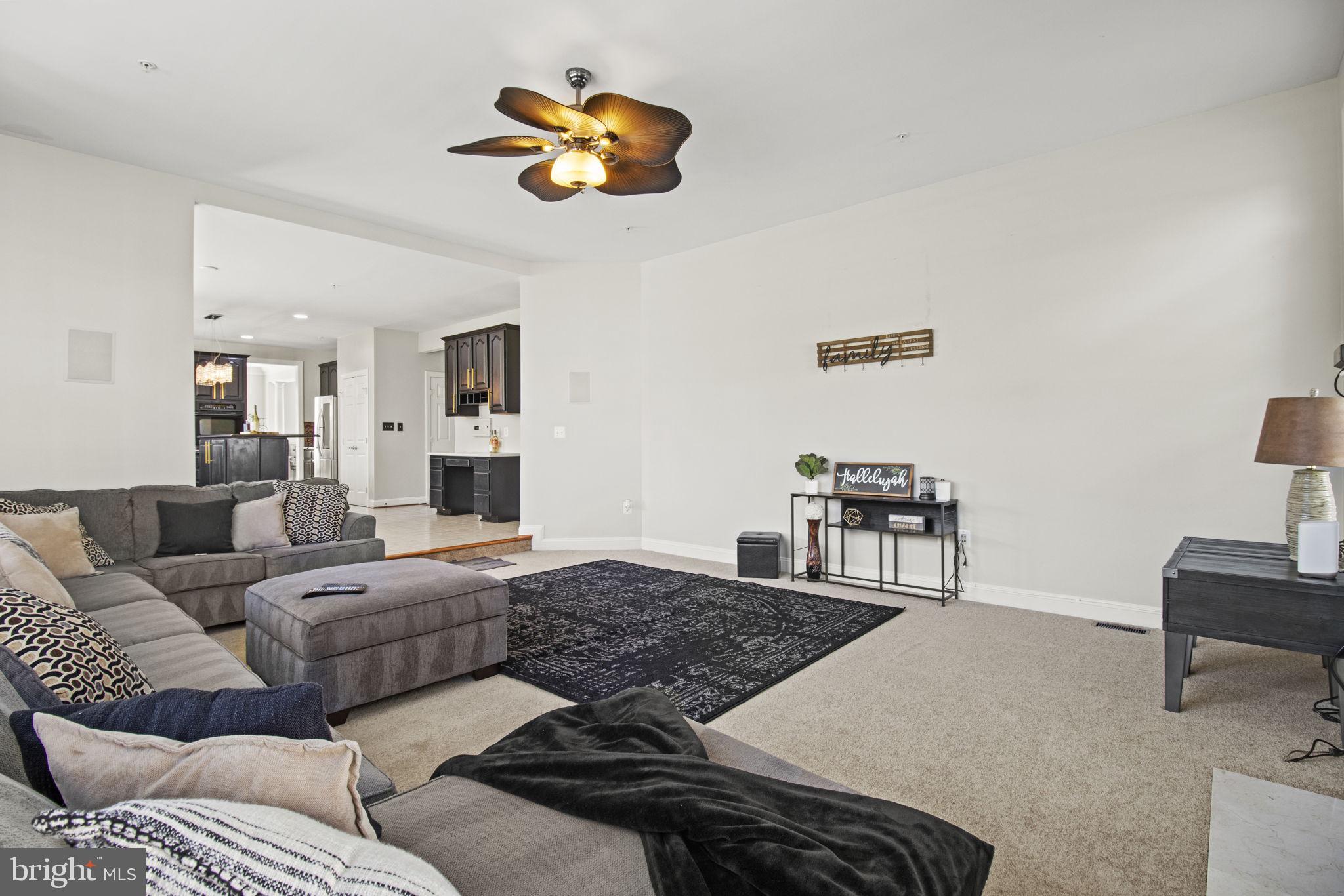 414 RIFTON COURT