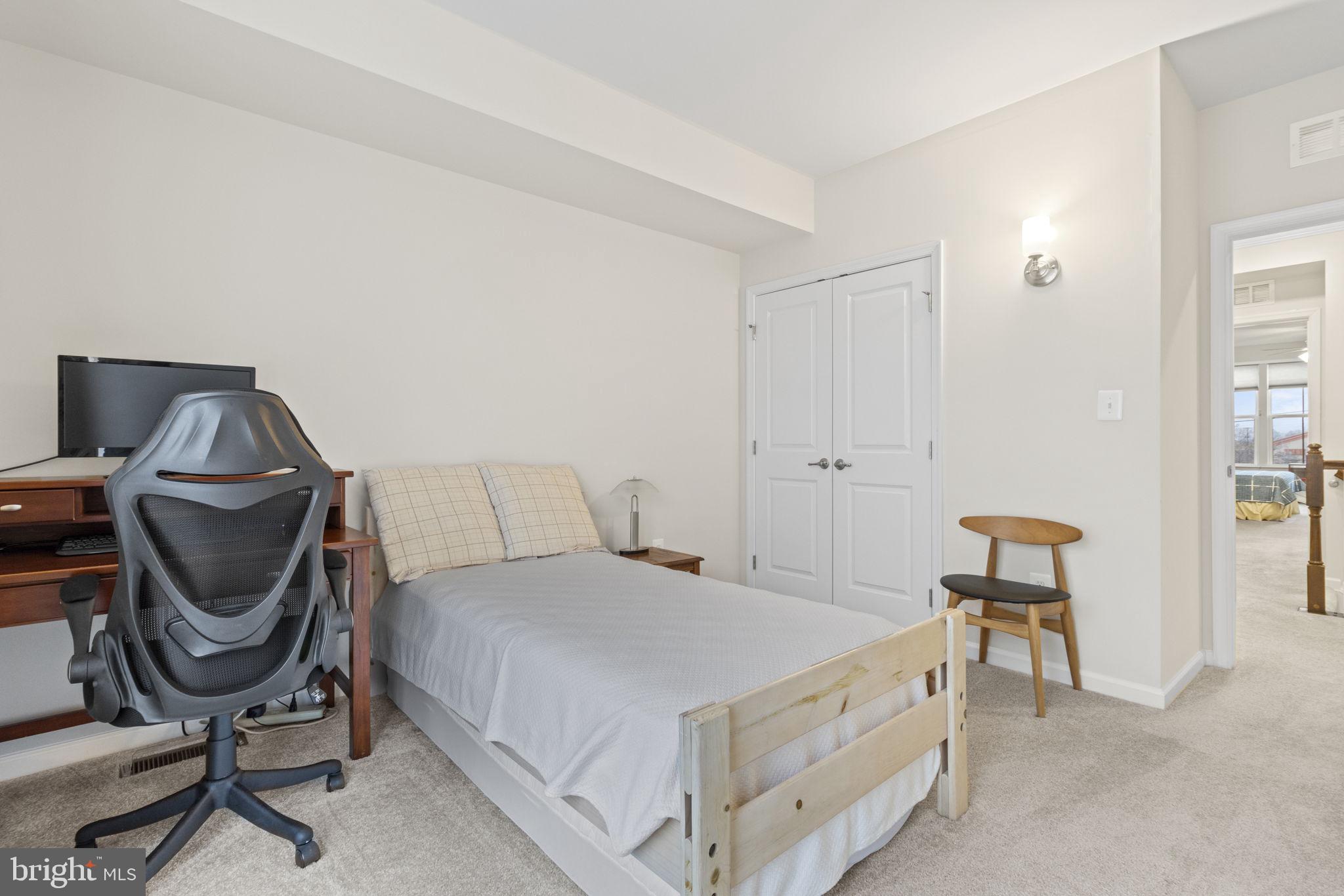 3204 TRIBUNE COURT