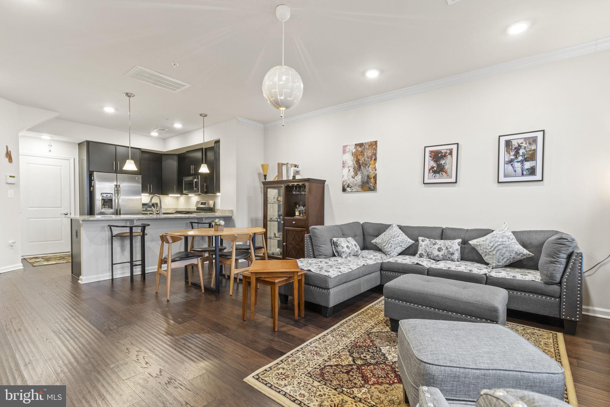 3204 TRIBUNE COURT