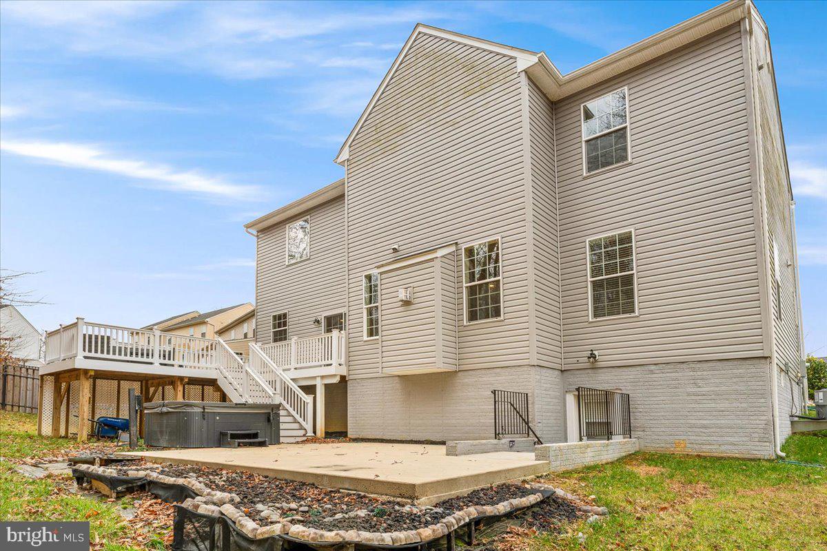 9202 VELVET COURT