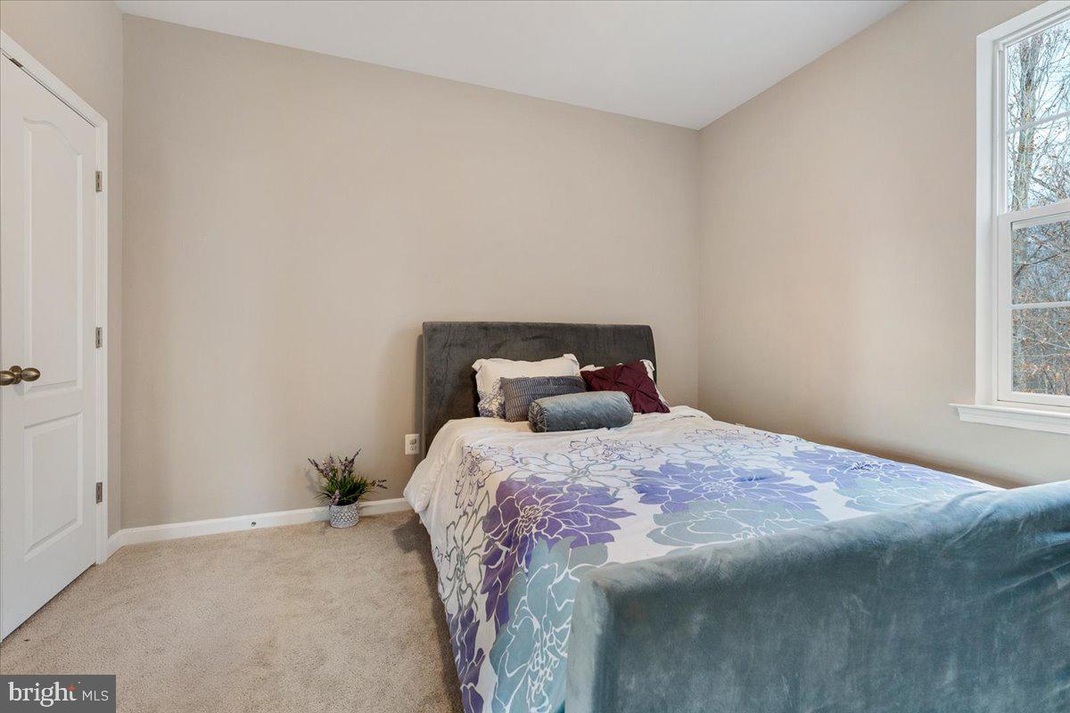 9202 VELVET COURT
