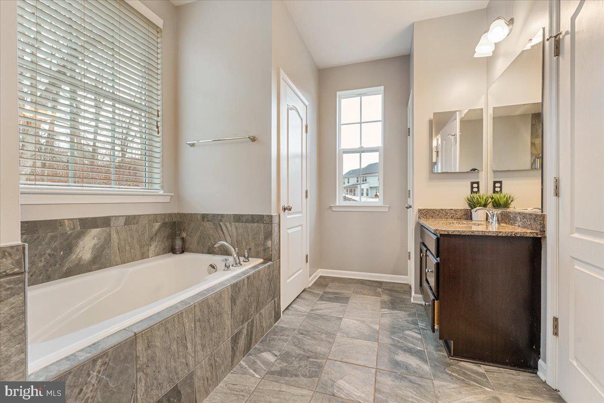 9202 VELVET COURT