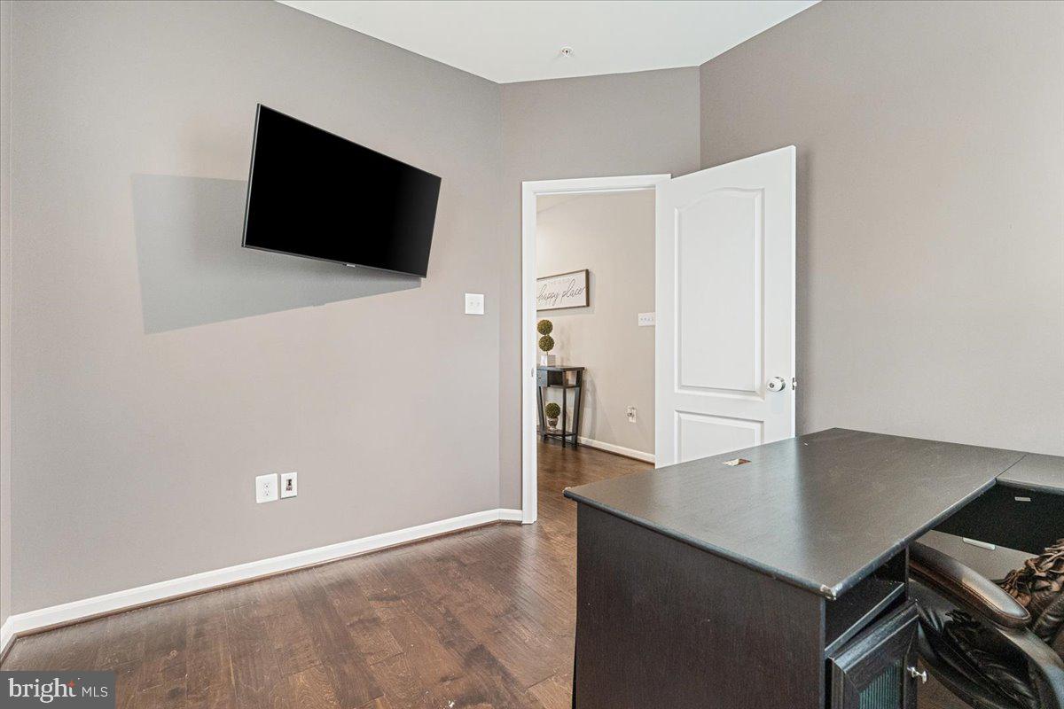 9202 VELVET COURT