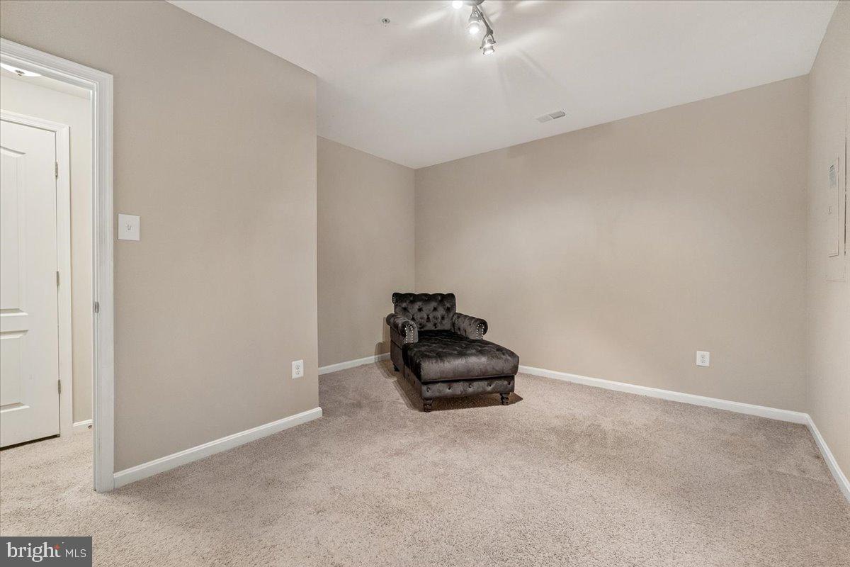 9202 VELVET COURT