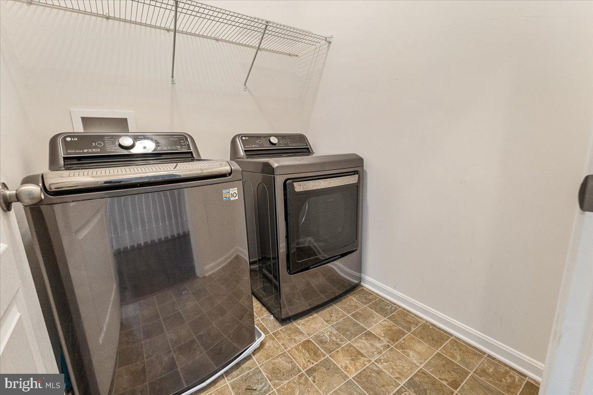 9202 VELVET COURT