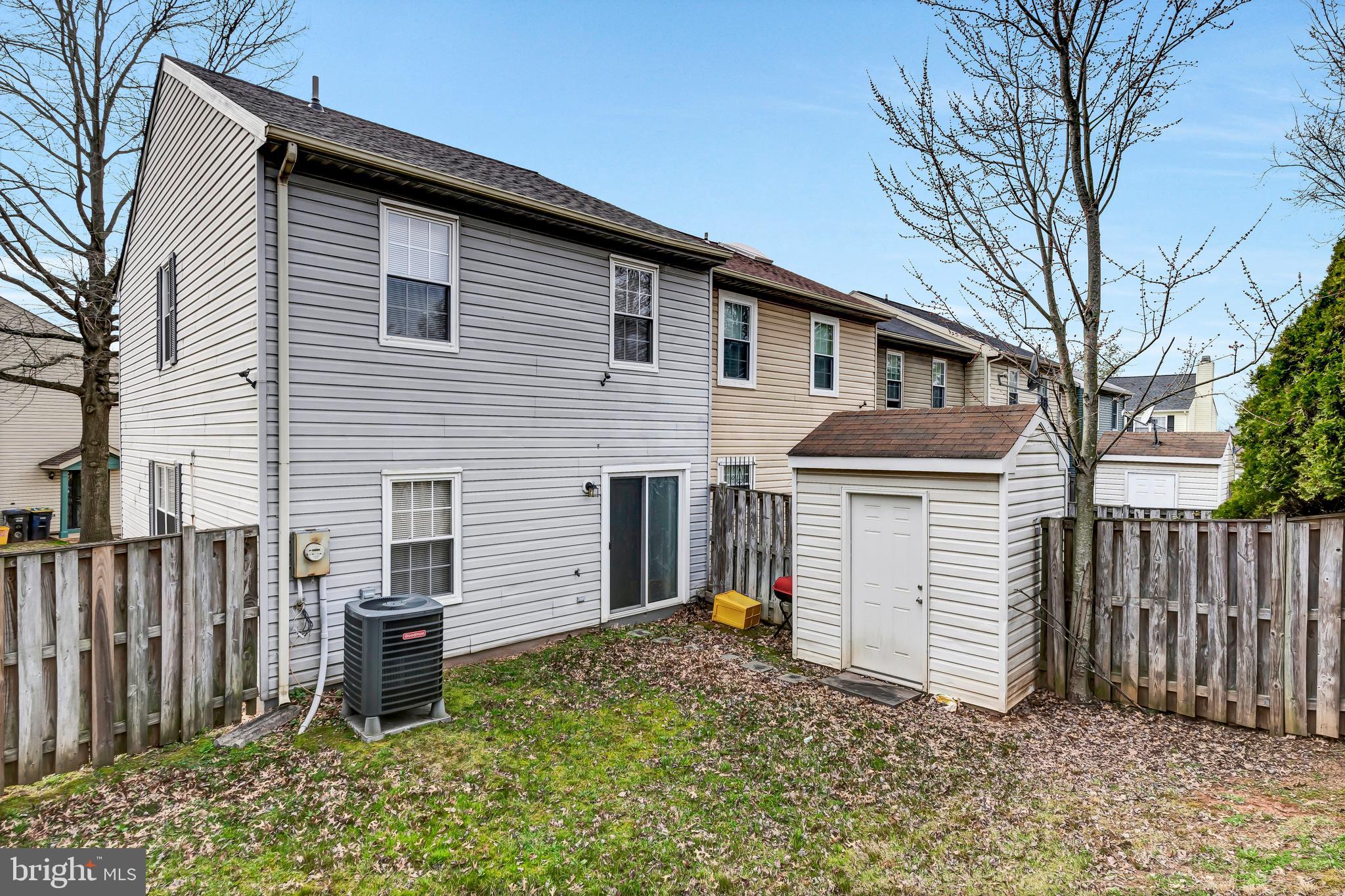 1841 CEDARWOOD COURT