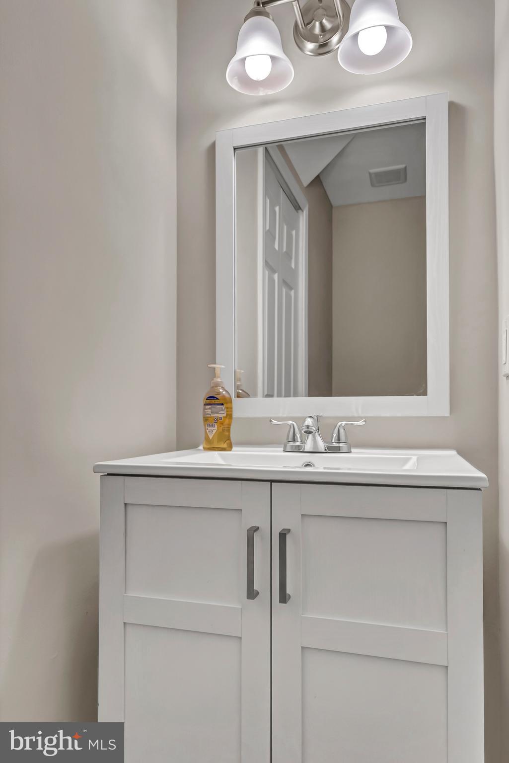 1841 CEDARWOOD COURT