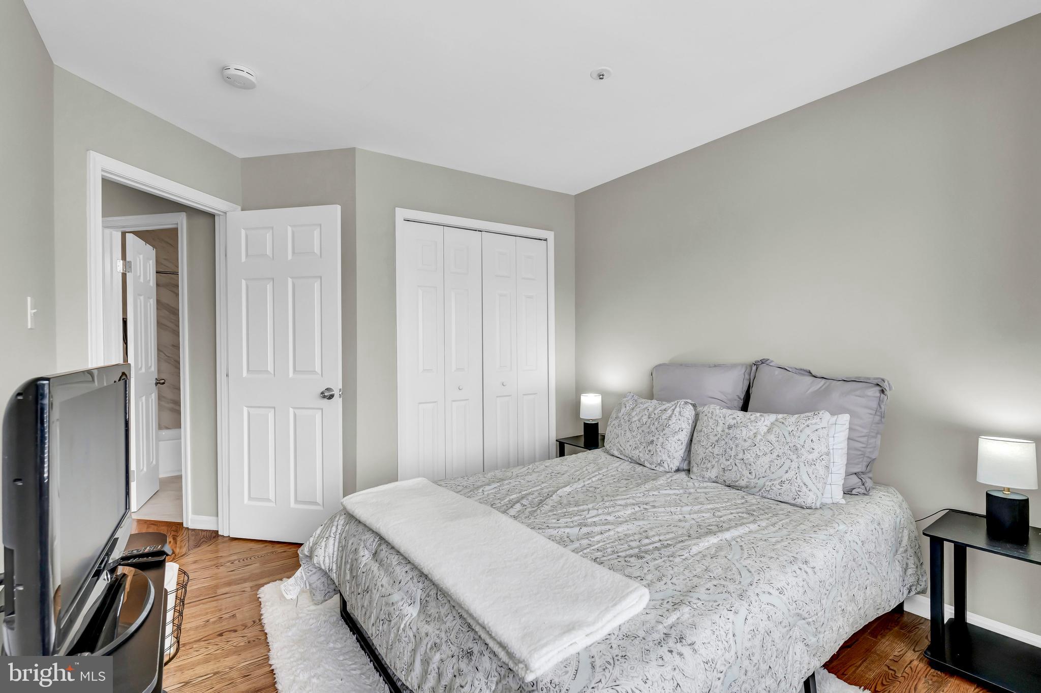 1841 CEDARWOOD COURT