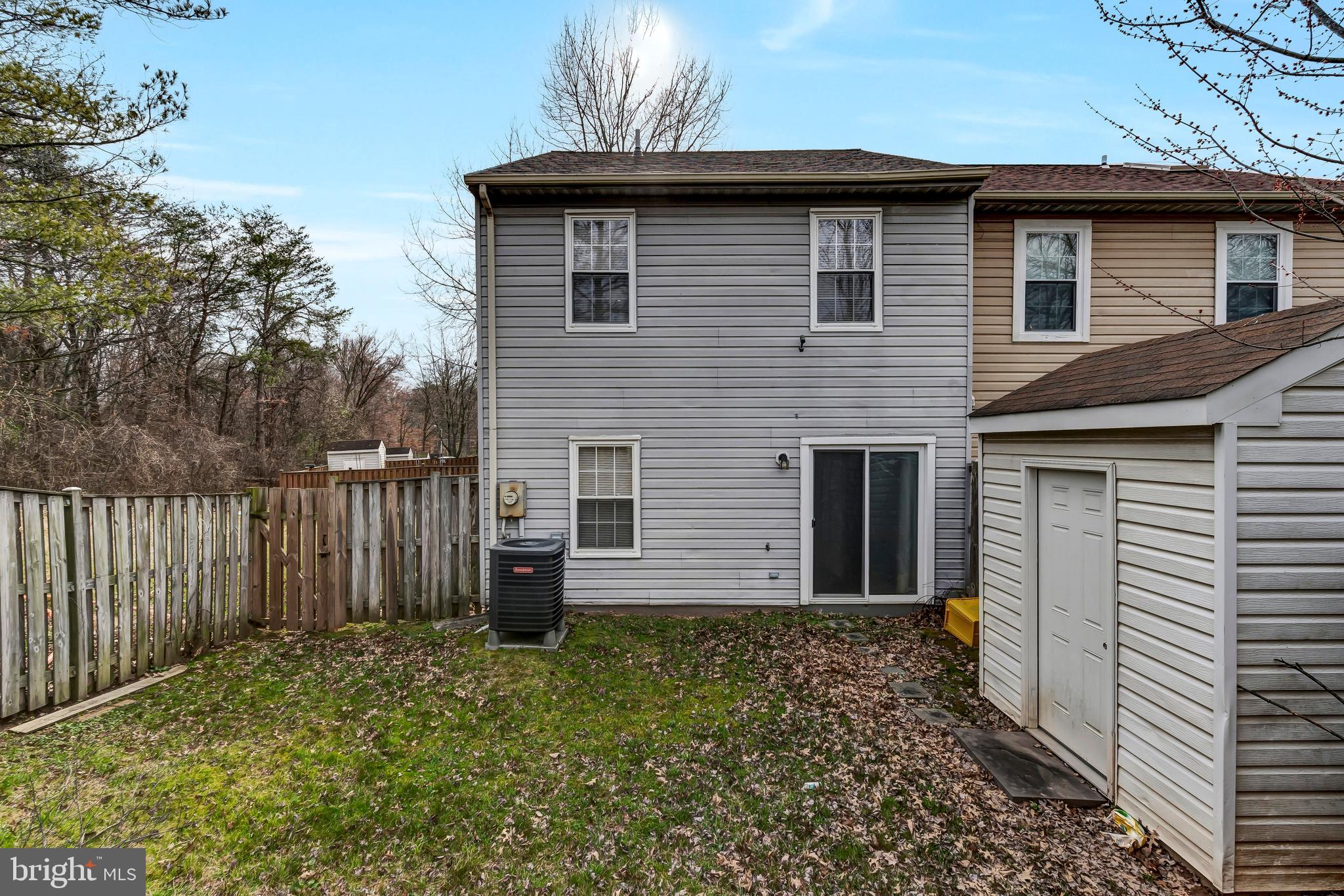 1841 CEDARWOOD COURT