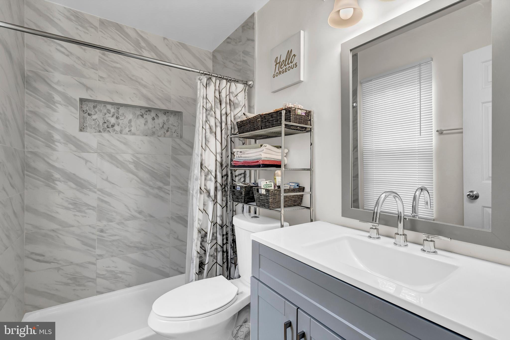 1841 CEDARWOOD COURT