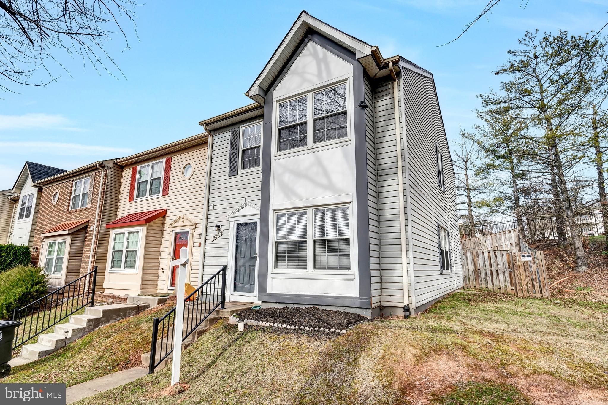 1841 CEDARWOOD COURT