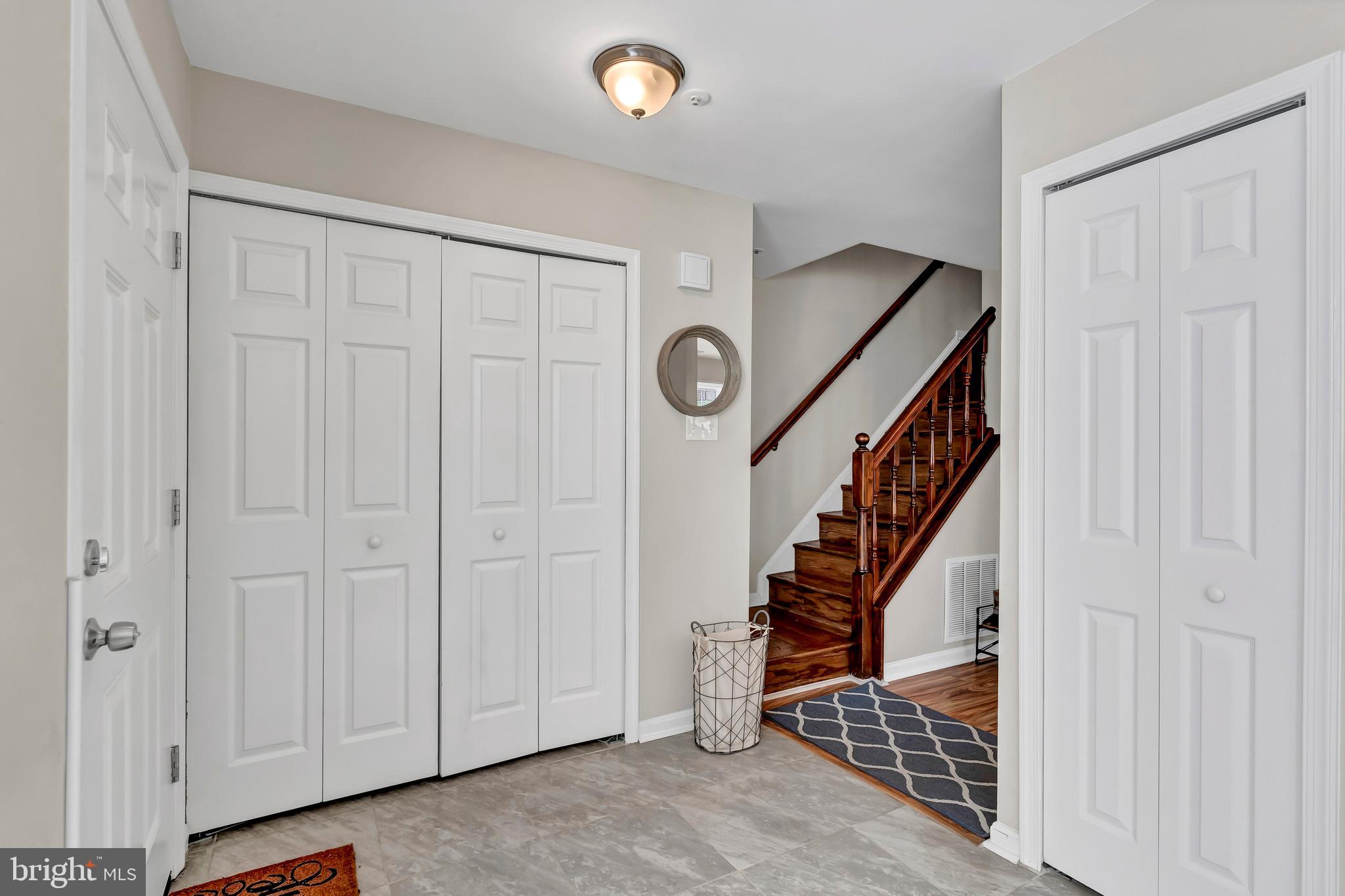 1841 CEDARWOOD COURT