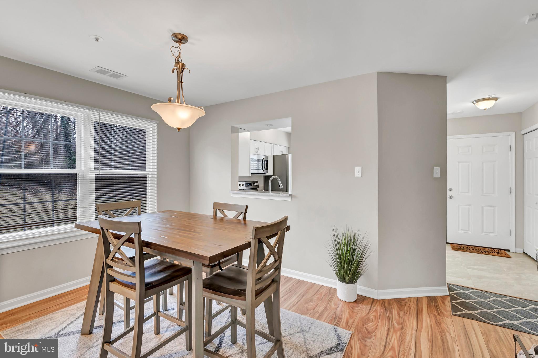 1841 CEDARWOOD COURT