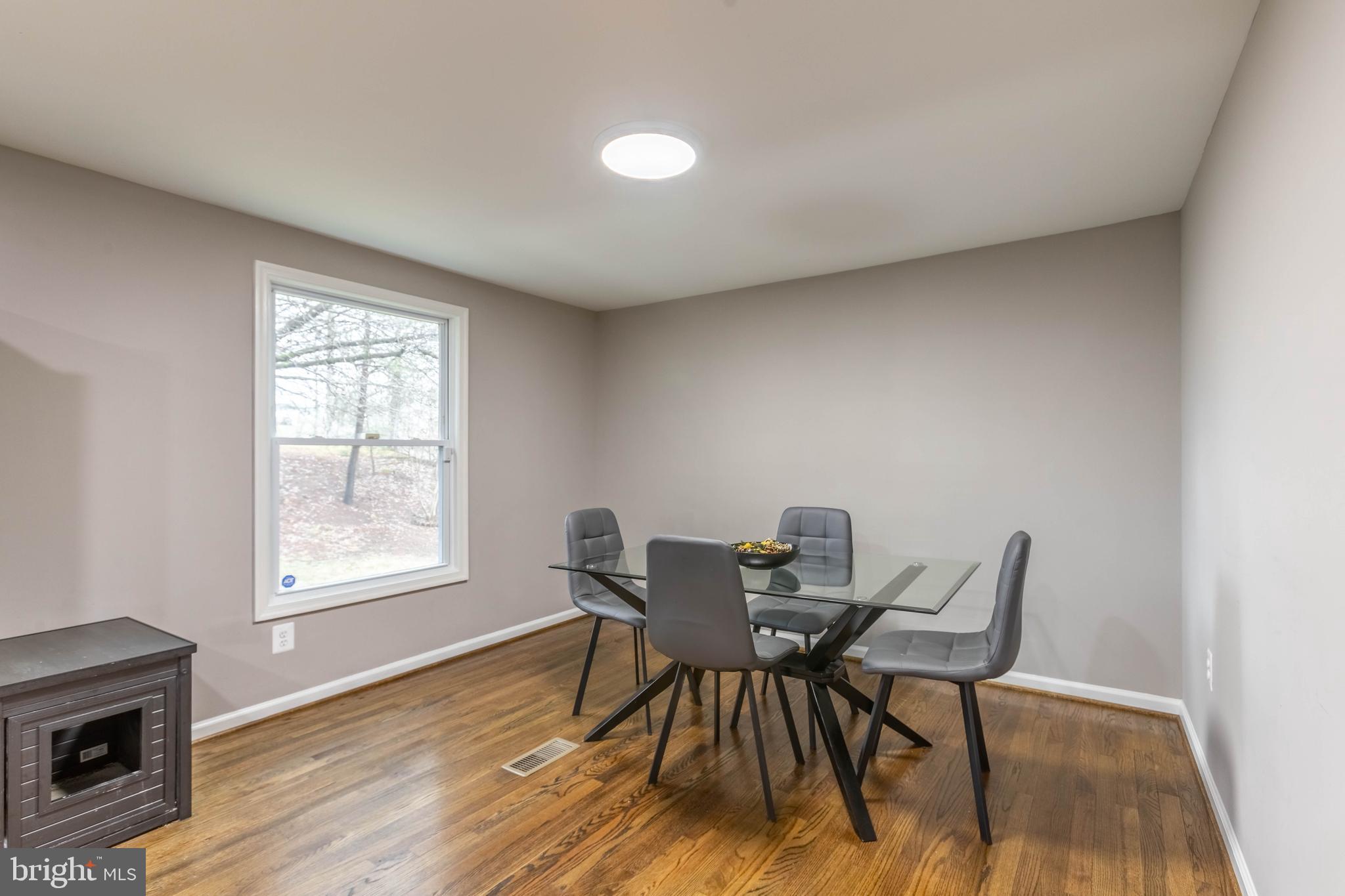 3504 WAYNESWOOD ROAD