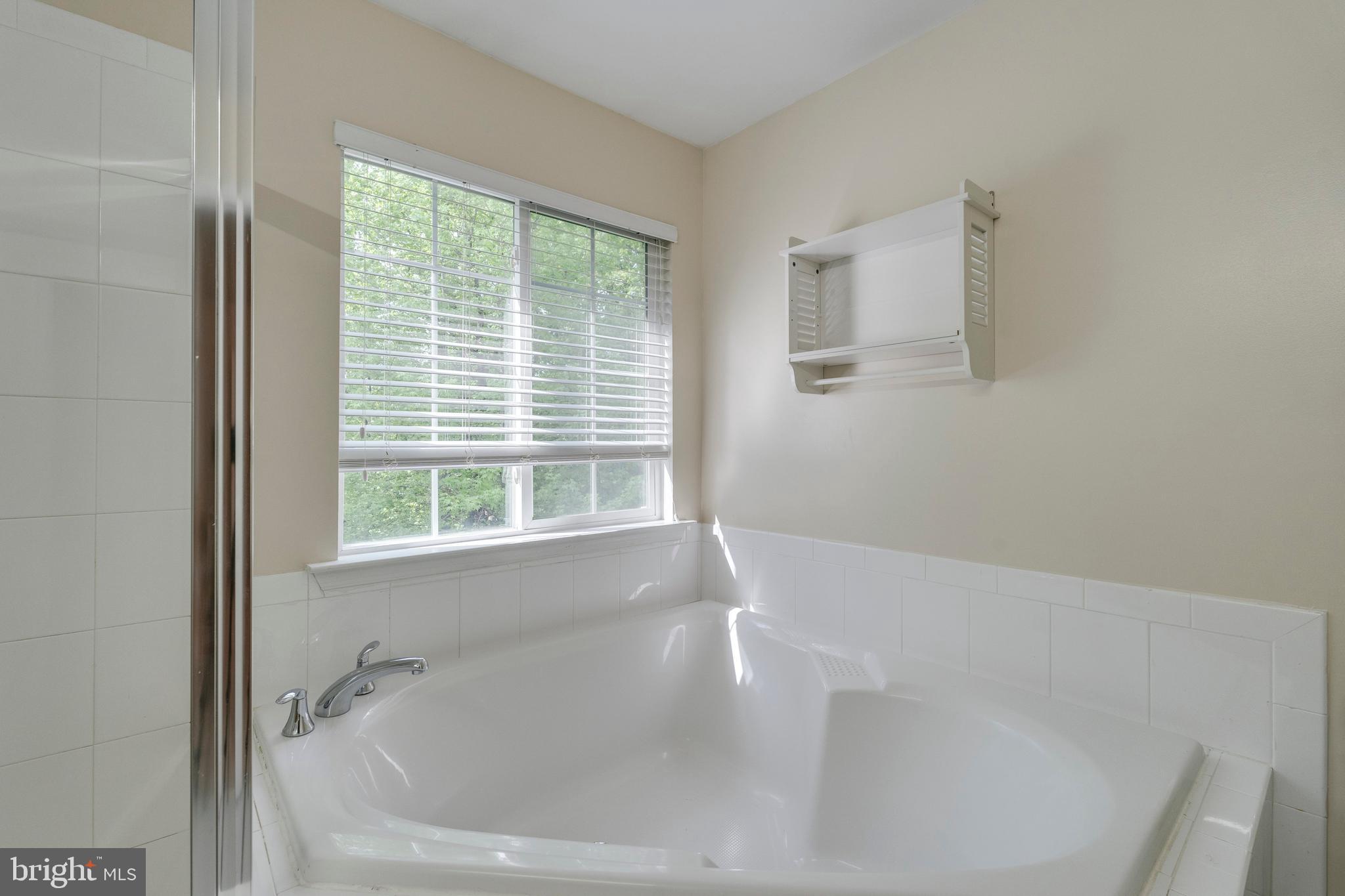 10607 HEATHER GLEN WAY