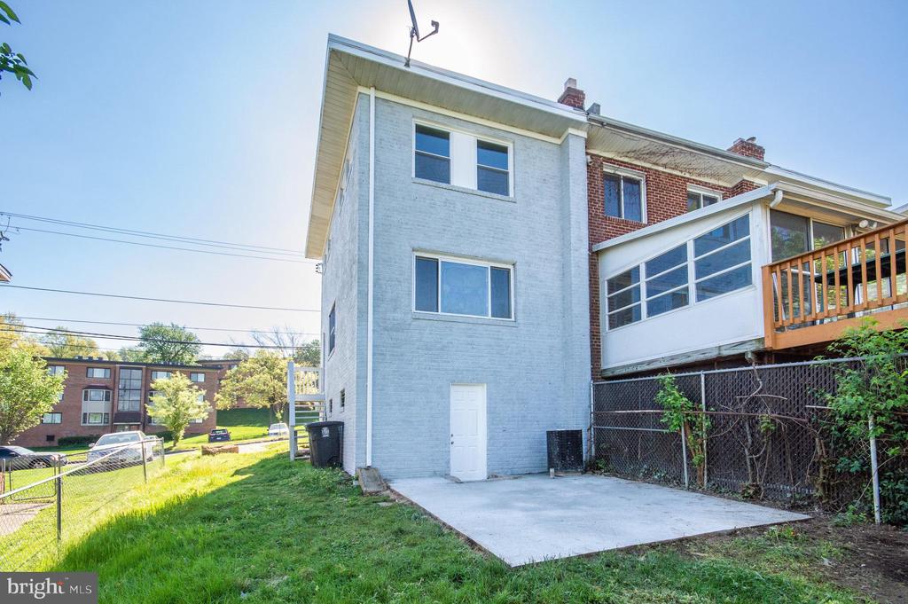 664 AUDREY LANE