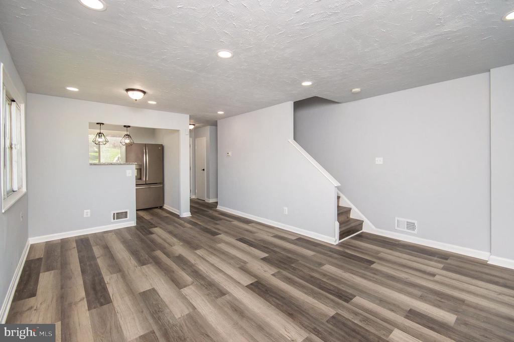 664 AUDREY LANE