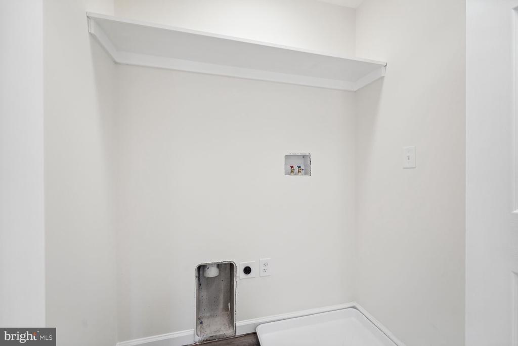 7324 MARLBORO PIKE