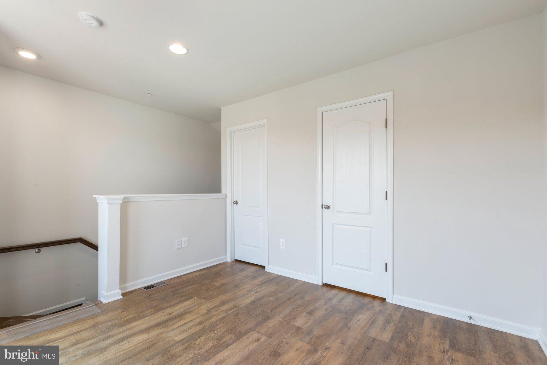 9070 FOX STREAM WAY
