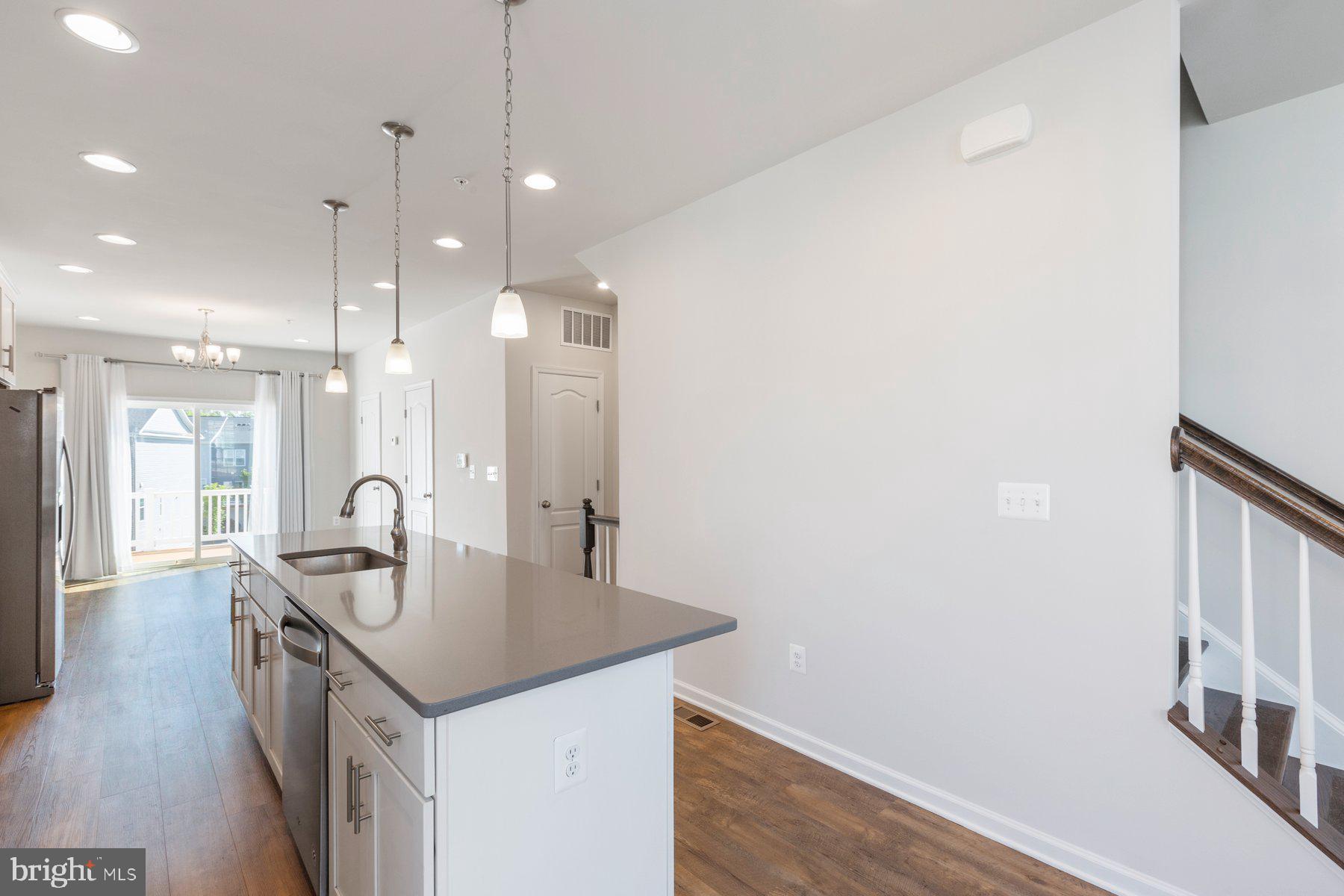9070 FOX STREAM WAY