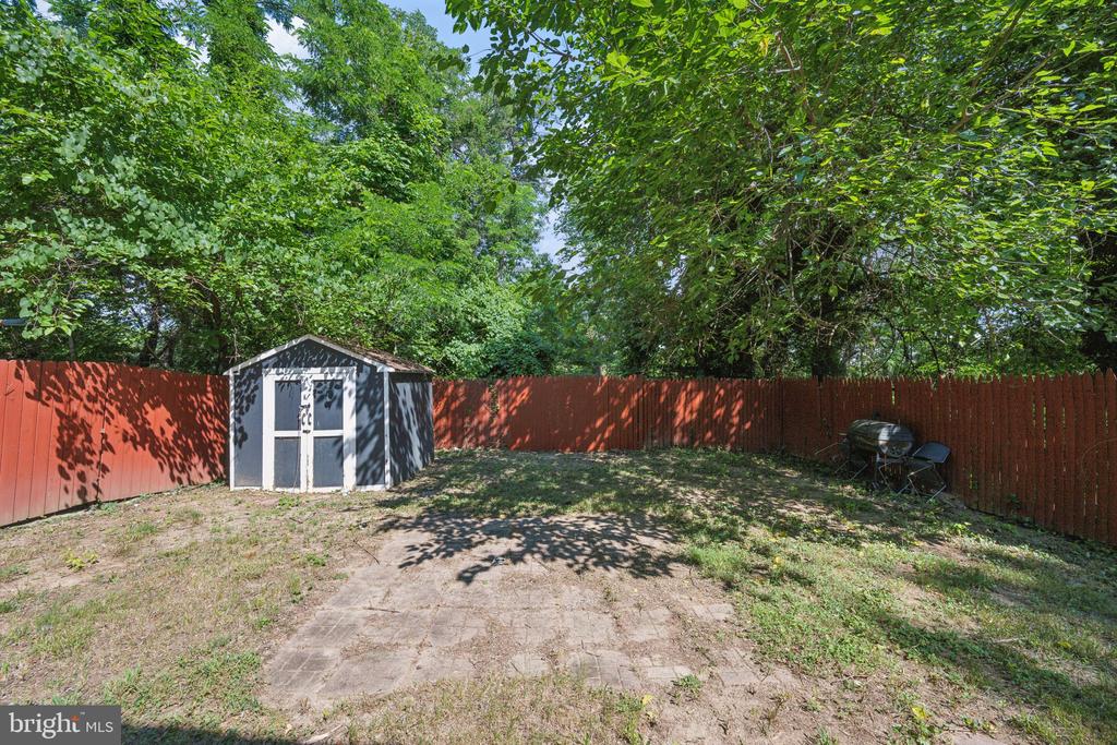 1019 GLACIER AVENUE