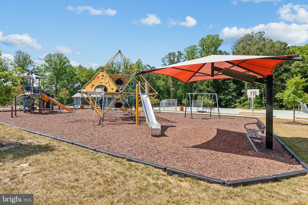 12506 MADISON PARK COURT
