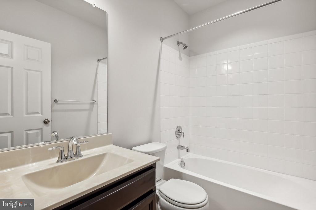 12506 MADISON PARK COURT