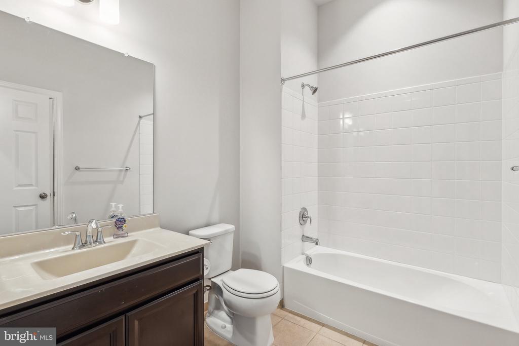 12506 MADISON PARK COURT
