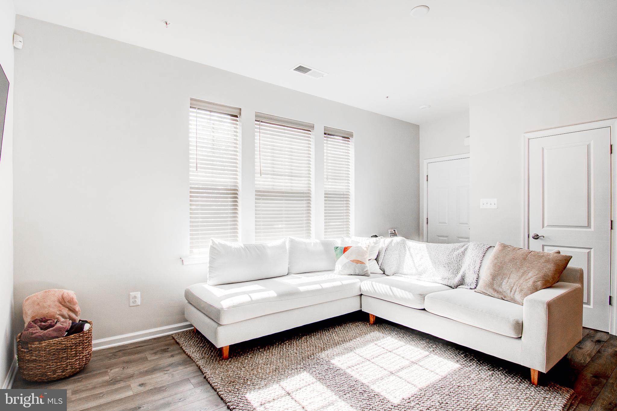 3710 RICHMOND RUN 201